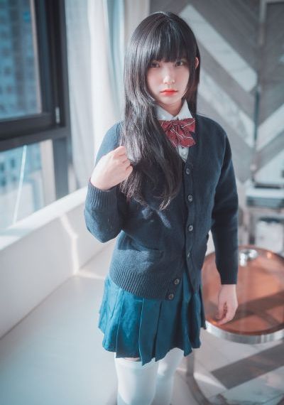 八尺夫人在线观看_高清电影免费在线