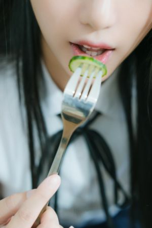 愿你裂天而降原唱_高清视频在线观看