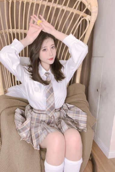 和漂亮老师做爰_DVD免费观看视频