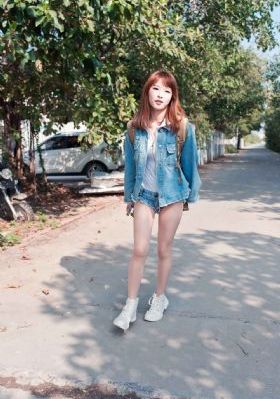 年轻善良的嫂子4_720影视在线观看